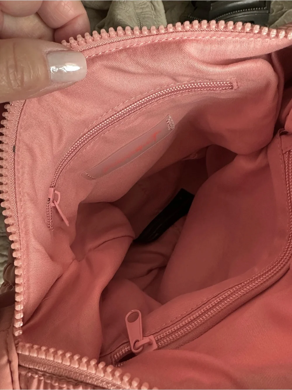 NWT Free People Movement Quilted Baby Carryall Sling Bag Peachy Pink - Picture 5 of 7